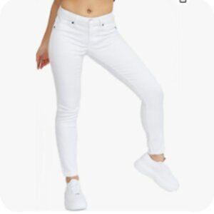 1822 Ankle Skinny Jeans White Silk Denim Smooth Stretch NWT Sz 4